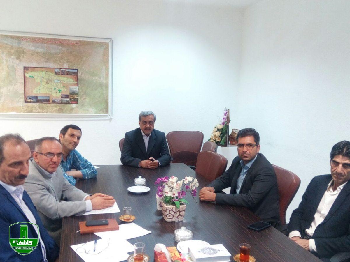 از تمام امکانات بالقوه برای انجام طرح زراعت چوب باید استفاده گردد از تمام امکانات بالقوه برای انجام طرح زراعت چوب باید استفاده گردد