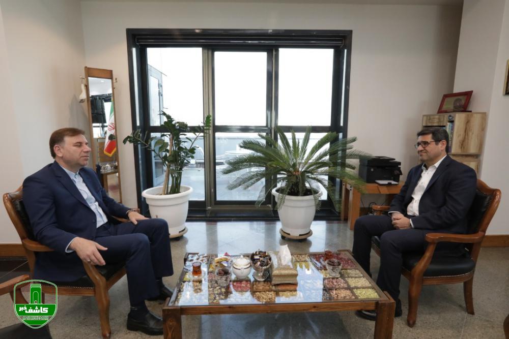 توسعه و تقویت ظرفیت های بندری گیلان توسعه و تقویت ظرفیت های بندری گیلان