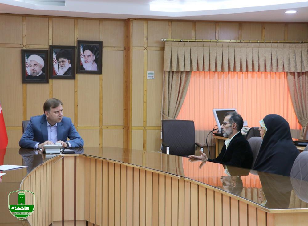 تأکید استاندار گیلان بر پرداخت بهموقع حقوق پاکبانان و کارگران شهرداریها تأکید استاندار گیلان بر پرداخت بهموقع حقوق پاکبانان و کارگران شهرداریها