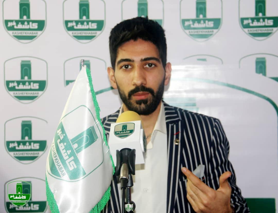 گفتگوی کاشف خبر با آرکان ملکان امنیت گذار صفحات مجازی لیگ برتری