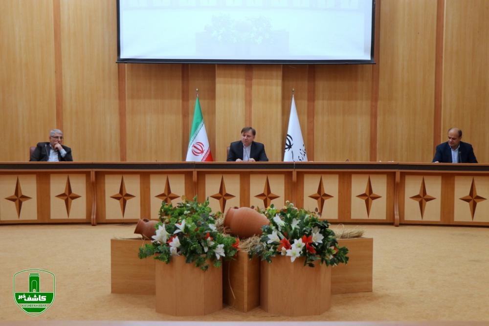 گفتمان مشترکی برای حفظ محیط زیست و تحقق توسعه پایدار داشته باشیم / رویکرد حفاظت از محیط زیست ، در اجرای تمامی پروژههای عمرانی، ساری و جاری است / فعالان مدنی در ارائه آموزشهای لازم برای تفکیک زباله از مبدا نقشآفرینی کنند