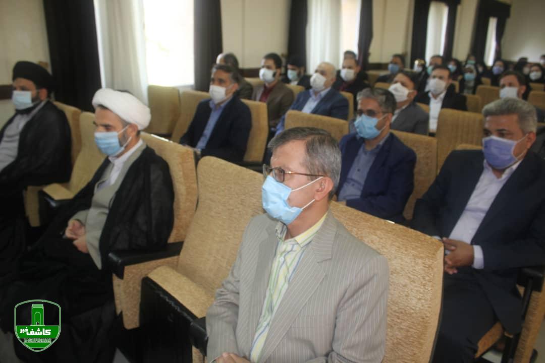 انسجام و اتحاد بین قوا، لازمه توسعه در هر منطقهای است انسجام و اتحاد بین قوا، لازمه توسعه در هر منطقهای است