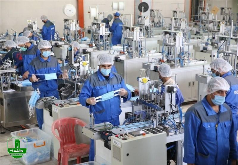 تولید روزانه 360 هزار ماسک و 12 هزار لیترمواد ضد عفونی در گیلان/ همکاری مطلوب اصناف و بازاریان گیلان تولید روزانه ۳۶۰ هزار ماسک و ۱۲ هزار لیترمواد ضد عفونی در گیلان/ همکاری مطلوب اصناف و بازاریان گیلان