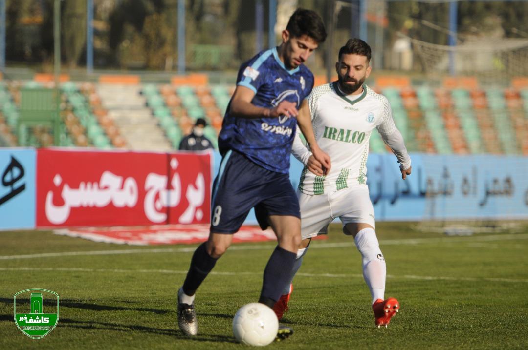 دیدار تیم های فوتبال پیکان- آلومینیوم اراک