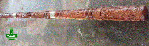 اهدا عصای مصور منبت کاری شده نهضت جنگل توسط مددجوی زندان لاکان رشت به موزه نهضت جنگل اهدا شد اهدا عصای مصور منبت کاری شده نهضت جنگل توسط مددجوی زندان لاکان رشت به موزه نهضت جنگل اهدا شد