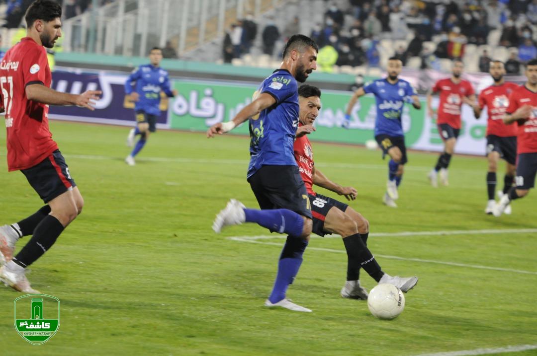 دیدار بدون گل استقلال تهران مقابل نساجی مازندران