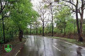 هوای بارانی در راه گیلان