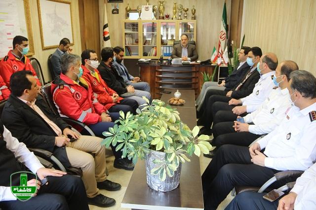 دیدار سرپرست فرمانداری لاهیجان با آتش نشانان