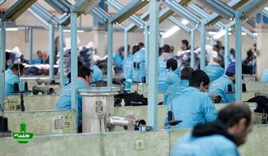 اشتغال پایدار و مولّد در زندانها کلید میخورد/ «بامداد» به کمک زندانیان میآید اشتغال پایدار و مولّد در زندانها کلید میخورد/ «بامداد» به کمک زندانیان میآید