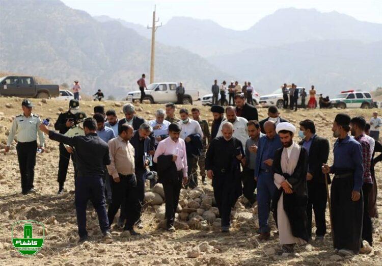 بازدید وزیر کشور از منطقه زلزلهزده اندیکا/ وحیدی: واحدهای مسکونی مردم تا پایان مرداد ماه تحویل میشود بازدید وزیر کشور از منطقه زلزلهزده اندیکا/ وحیدی: واحدهای مسکونی مردم تا پایان مرداد ماه تحویل میشود