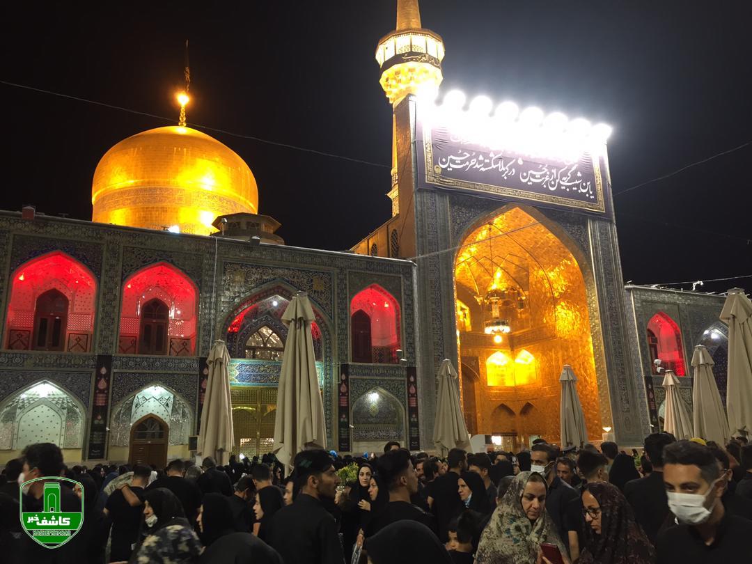 گزارش تصویری حال و هوای شب عاشورا _ مشهد مقدس