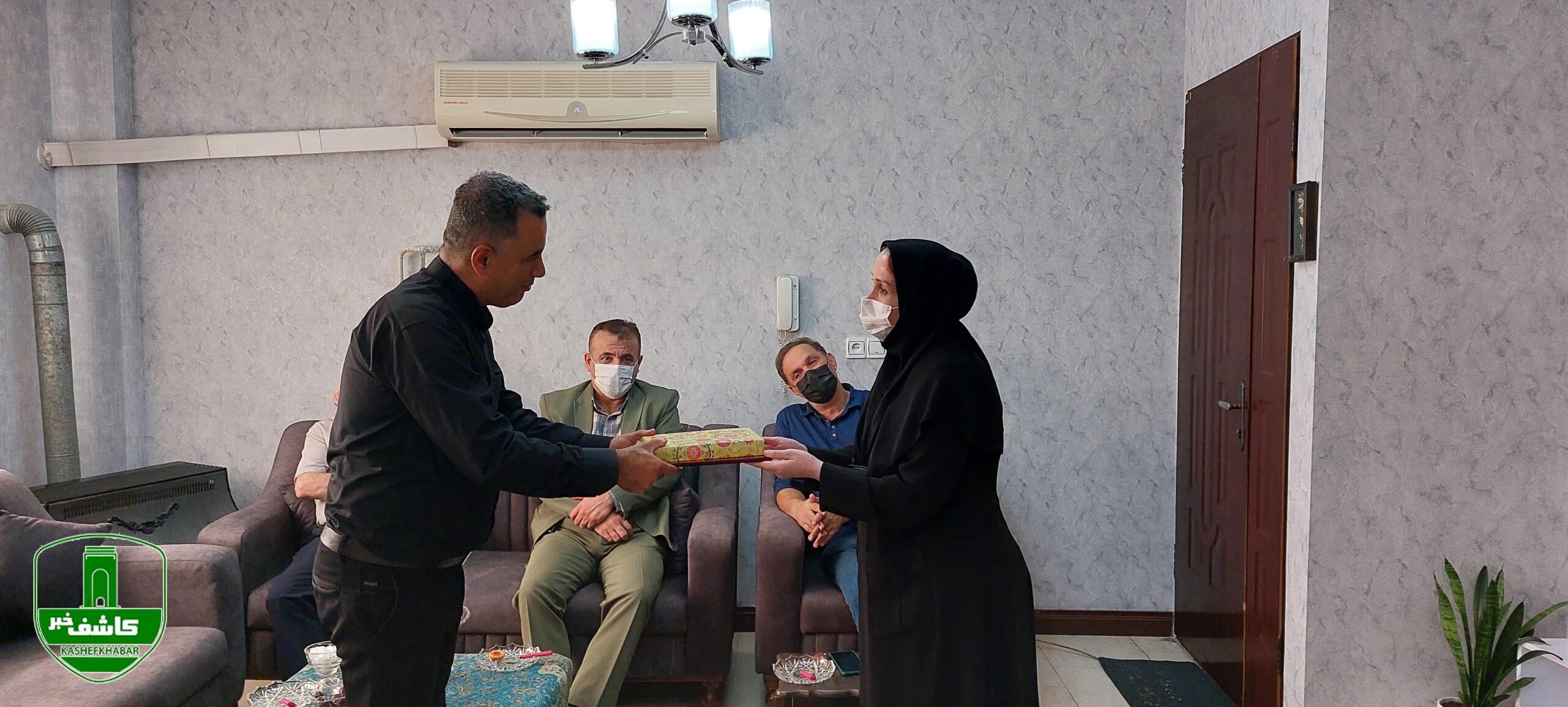 تجلیل از سید احمدرضا کیایی خبرنگار و عکاس ورزشی ، در آستانه روز خبرنگار تجلیل از سید احمدرضا کیایی خبرنگار و عکاس ورزشی ، در آستانه روز خبرنگار