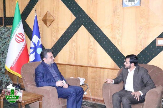 در دیدار مدیرکل نهاد کتابخانههای عمومی استان با مدیرکل صداوسیمای استان خوزستان مطرح شد: برنامههای هفته کتاب در صدا و سیمای مرکز خوزستان به صورت مستمر پوشش داده شود