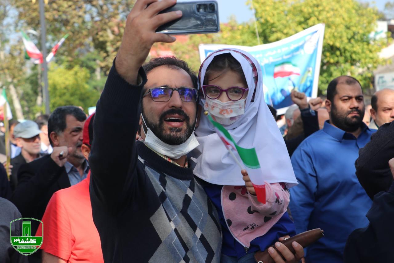 راهپیمایی روز دانش آموز _ رشت راهپیمایی روز دانش آموز _ رشت