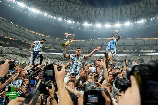 جام جهانی ۲۰۲۲ به جذاب‌ترین شکل ممکن به پایان رسید؛ دست خدا روی شانه‌های مسی / آرژانتین طلسم ۳۶ ساله را با فوق ستاره‌اش شکست!