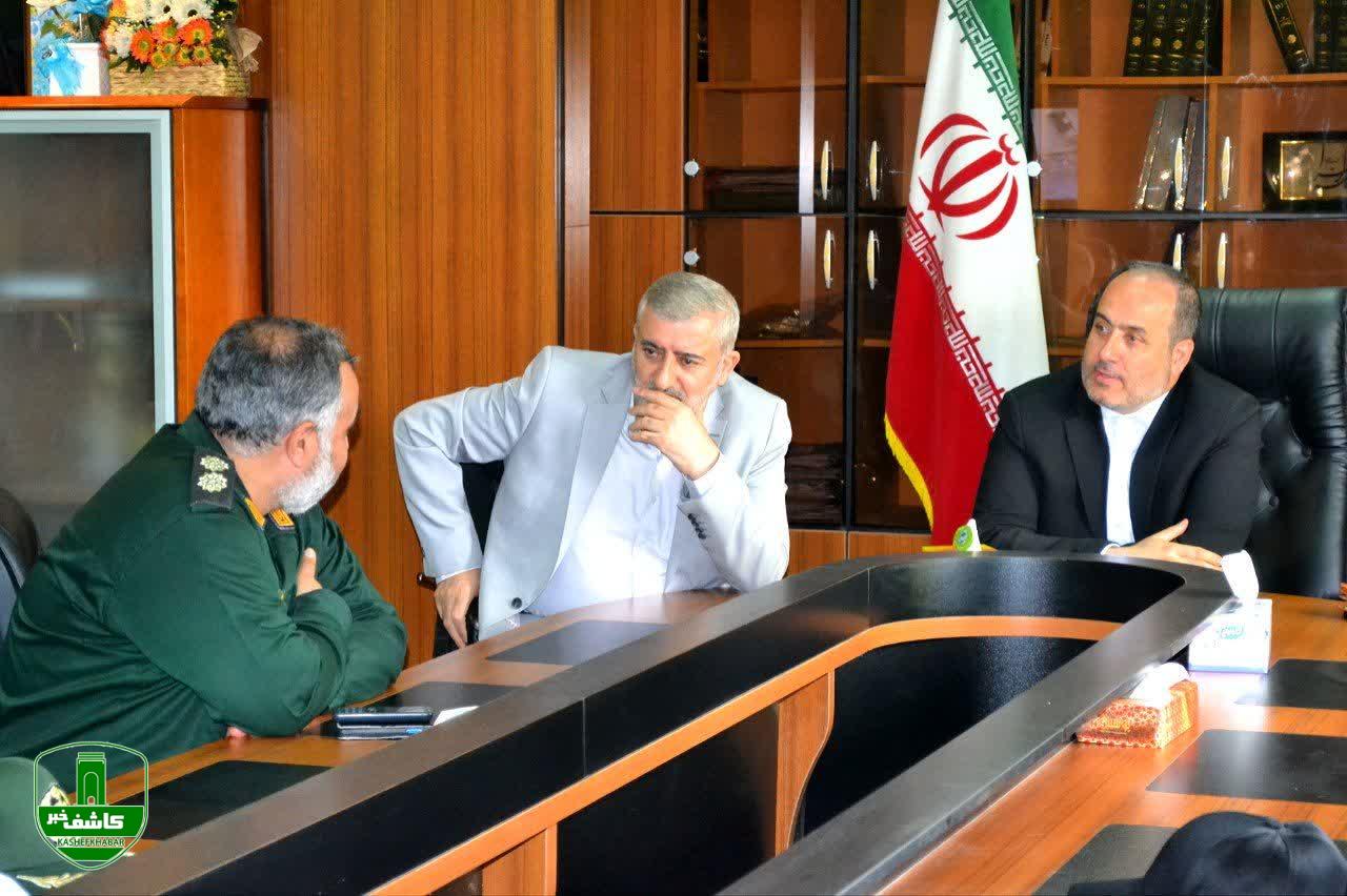 دیدار نوروزی دکتر فرخی میکال با مسئولین شهرستان سیاهکل دیدار نوروزی دکتر فرخی میکال با مسئولین شهرستان سیاهکل