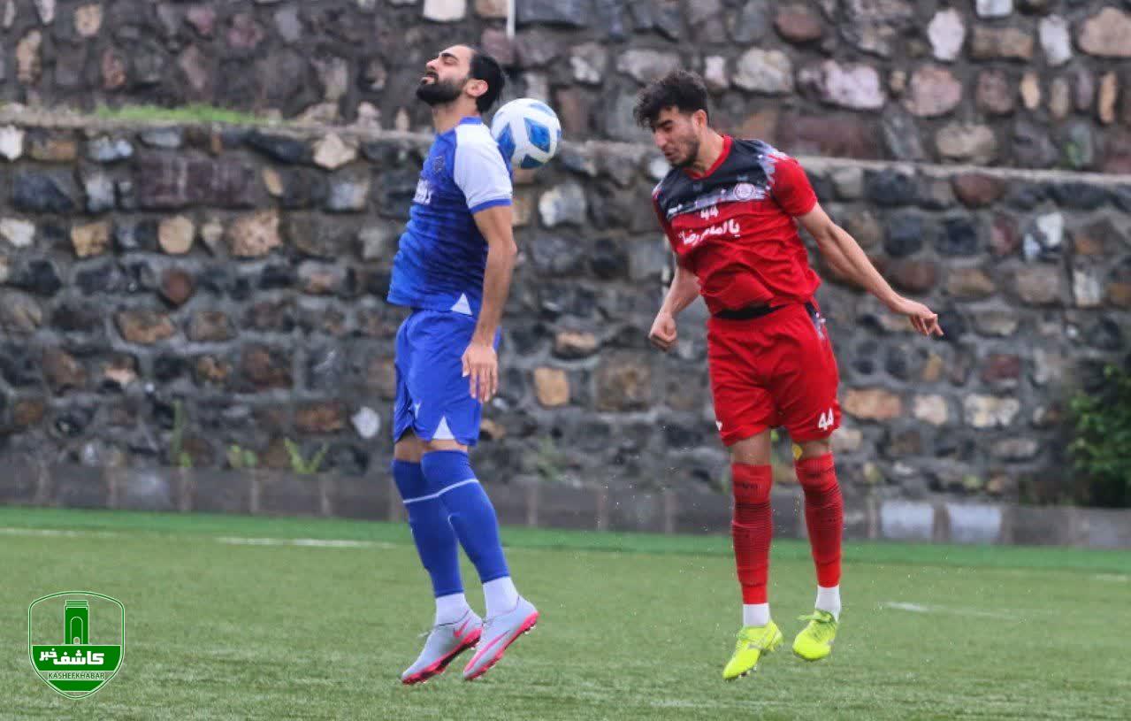 از هفته ی هفتم مرحله نهایی فوتبال لیگ دسته سوم باشگاههای کشور ؛ دیدار تیم های نیکا پارس چالوس _ شریعت نوین مشهد از هفته ی هفتم مرحله نهایی فوتبال لیگ دسته سوم باشگاههای کشور ؛ دیدار تیم های نیکا پارس چالوس _ شریعت نوین مشهد