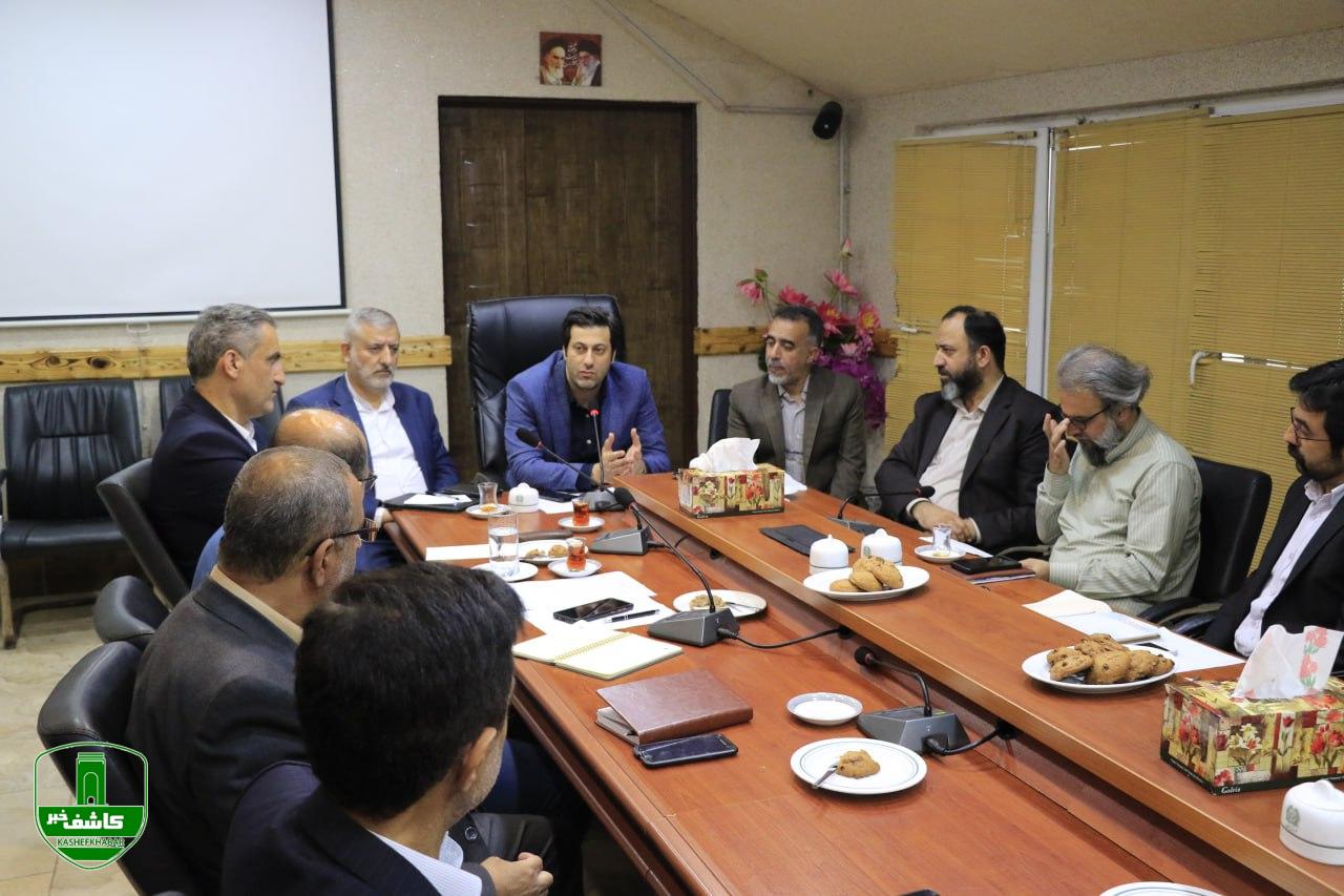 برگزاری جلسه شورای سیاست گذاری جشنواره تئاتر خیابانی شهروند لاهیجان