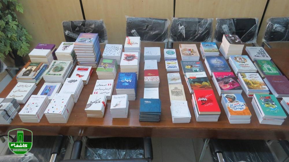 با تاکید بر ترویج فرهنگ مطالعه؛بیش از 1000 جلد کتاب به زندان مرکزی رشت اهدا شد با تاکید بر ترویج فرهنگ مطالعه؛بیش از ۱۰۰۰ جلد کتاب به زندان مرکزی رشت اهدا شد