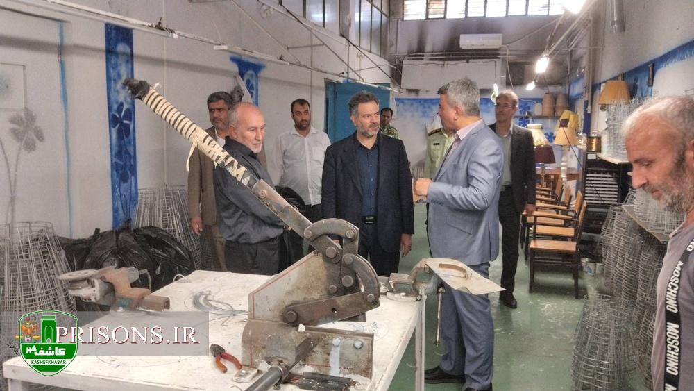 معاون توسعه مدیریت و منابع سازمان زندان های کشور از زندان های گیلان بازدید کرد