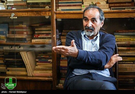 رمزگشایی از پروژه حذف اساتید از سوی آزاد ارمکی / ایرانیان زمانی که مرفه هستند انقلاب کرده، اما زمانی که فقیر می‌شوند، اصلاح می‌کنند