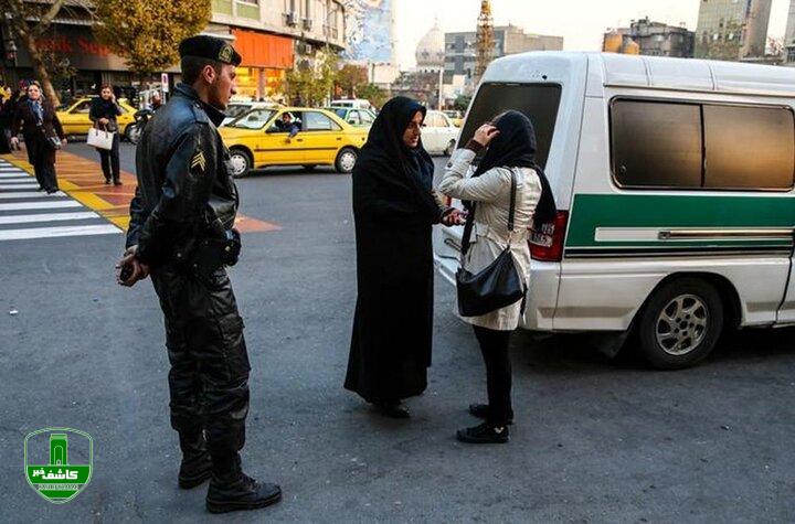 گشت ارشاد به این دلیل شکست خورد و به ضدحجاب تبدیل شد گشت ارشاد به این دلیل شکست خورد و به ضدحجاب تبدیل شد