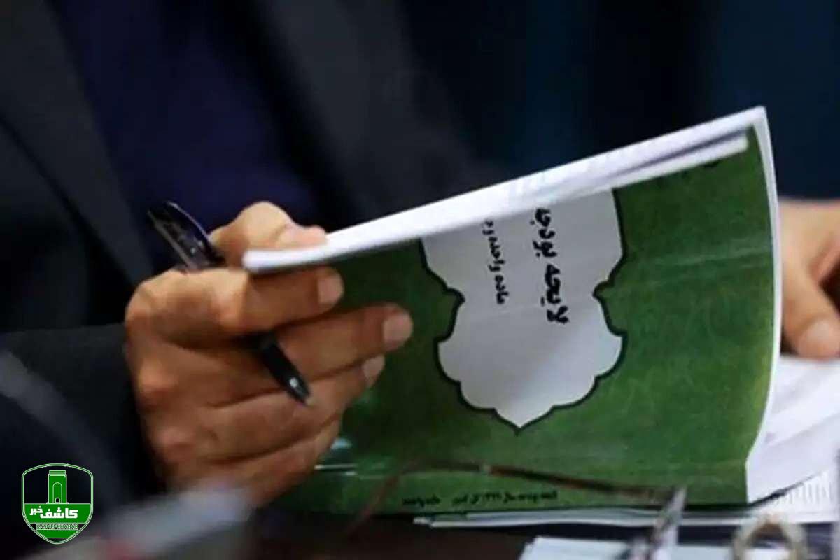 دولت امسال با خلق پول کسری بودجه را جبران کرد،سال آینده با افزایش مالیات/ نفت را خارج از سازوکار وزارت نفت نفروشید،چون منشا فسادهای بزرگ است