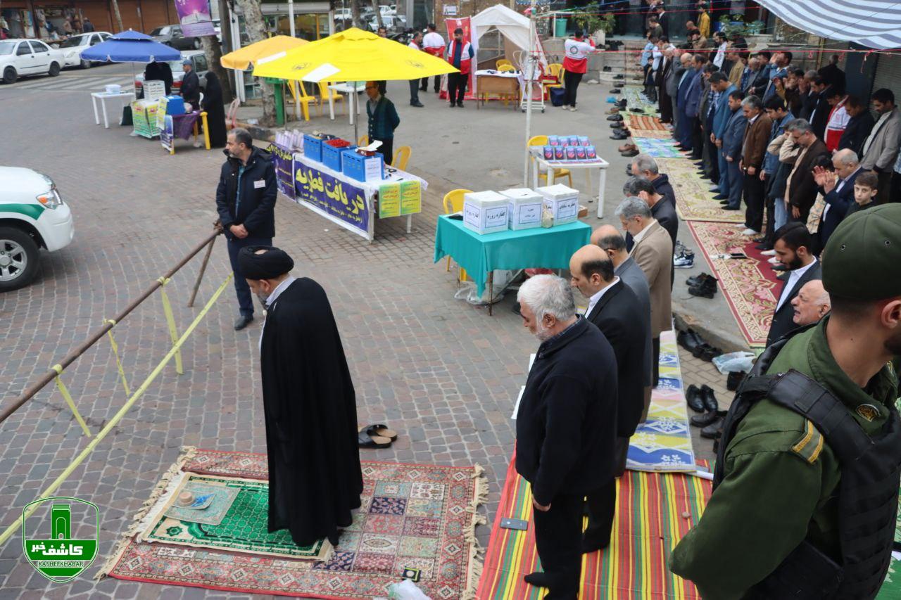 اقامه نماز عید سعید فطر در لاهیجان