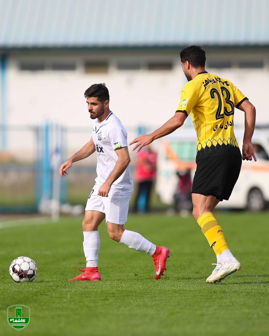 ملوان با حذف سپاهان در پنالتی به نیمهنهایی جام حذفی صعود کرد ملوان با حذف سپاهان در پنالتی به نیمهنهایی جام حذفی صعود کرد