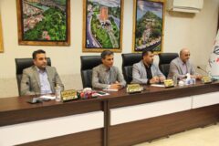جلسه شورای اسلامی شهر لاهیجان در خصوص تصمیم گیری نرخ تاکسی درون شهری برگزار شد