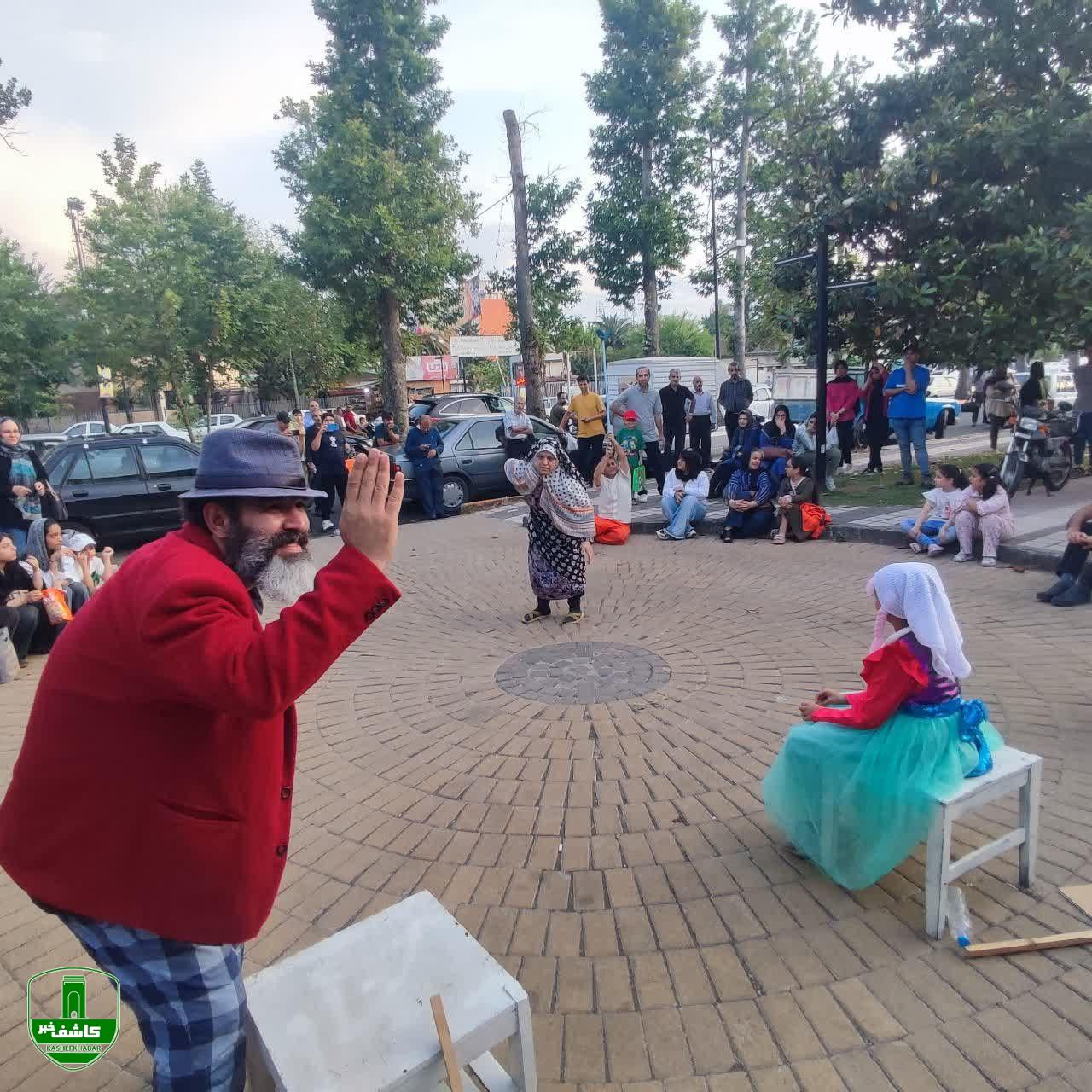 هنرمندان لاهیجان “تفکیک زباله” را به سطح شهر بردند