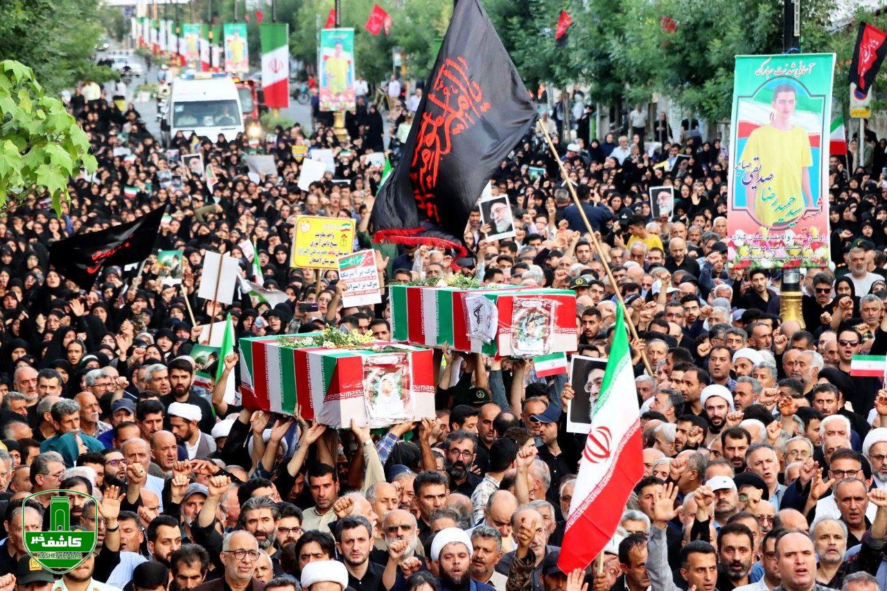 وداع با پیکر ۱۵ تن از شهدای جنایت رژیم صهیونیستی در آستانه اشرفیه