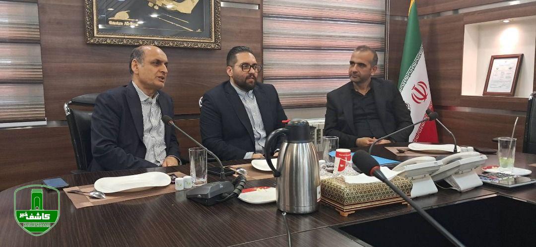 با حضور استاندار گیلان صورت گرفت: ترسیم افقهای جدید همکاری در صنعت هوایی منطقه آزاد انزلی در گفتگو با مدیران ارشد صنعت هوایی کشور