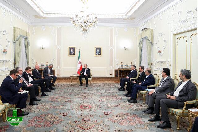 پزشکیان: هیچ مانعی بر سر راه همکاری ایران و روسیه وجود ندارد/ توافقات مقامات عالی دو کشور در سریعترین زمان ممکن باید به مرحله اجرا برسد پزشکیان: هیچ مانعی بر سر راه همکاری ایران و روسیه وجود ندارد/ توافقات مقامات عالی دو کشور در سریعترین زمان ممکن باید به مرحله اجرا برسد