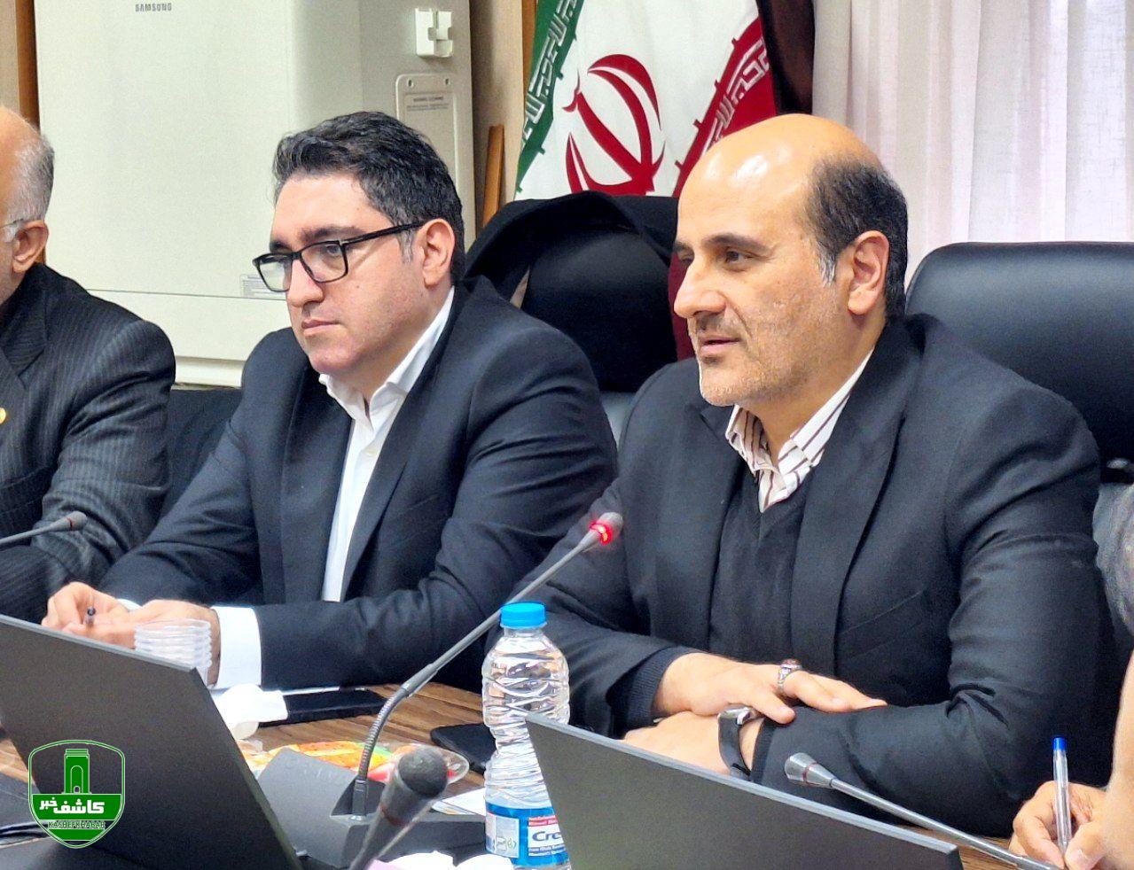 فرماندار لاهیجان در جلسه میز صادراتی چای: تکمیل زنجیره ارزش و برند‌سازی، لازمه توسعه صادرات چای است