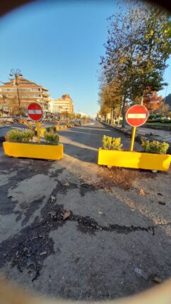 شهردار لاهیجان خبر داد؛  بسته شدن موقت باند کندروی بلوار امام رضا (ع) به منظور ساماندهی دستفروشان