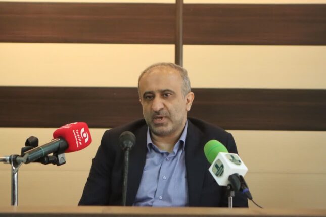 تجلیل از اتحادیه املاک و اتومبیل لاهیجان به مناسبت کسب رتبه نخست استان گیلان