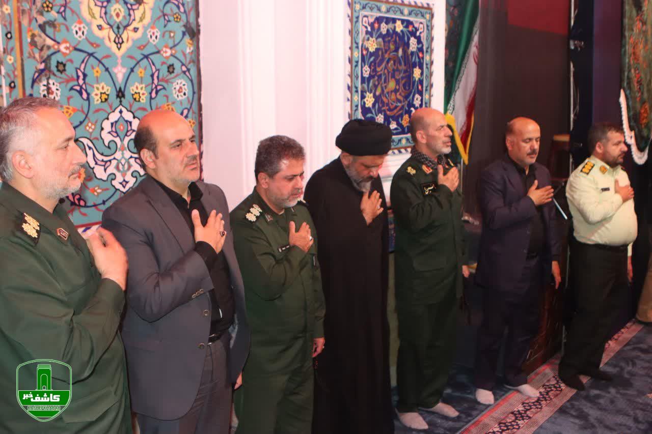بزرگداشت قائد شهید امت در لاهیجان برگزار شد بزرگداشت قائد شهید امت در لاهیجان برگزار شد