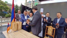 در راستای توسعه دیپلماسی شهری ایران و ارمنستان لاهیجان و سیسیان ارمنستان خواهرخوانده شدند